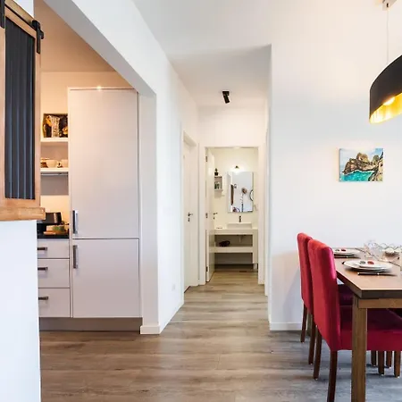 Guestready - With Stunning Views Santa Cruz (Madeira)