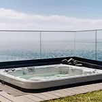 アパート Guestready - With Stunning Views
