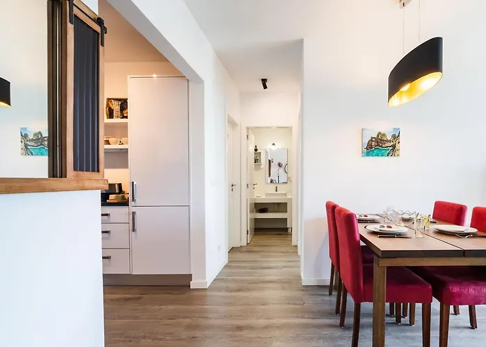 Guestready - With Stunning Views Santa Cruz (Madeira)